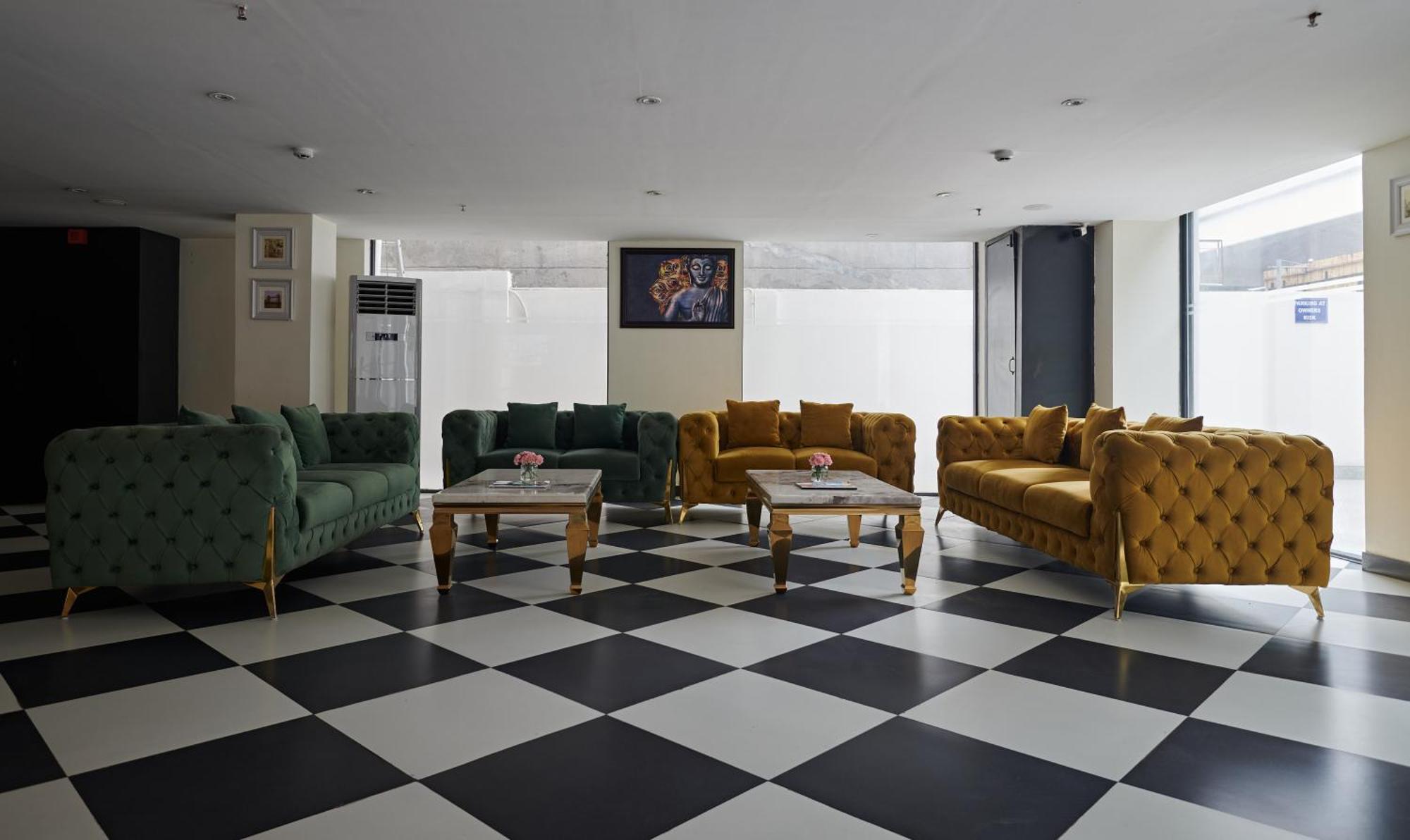 Deventure Sarovar Portico Patel Nagar نيودلهي المظهر الخارجي الصورة