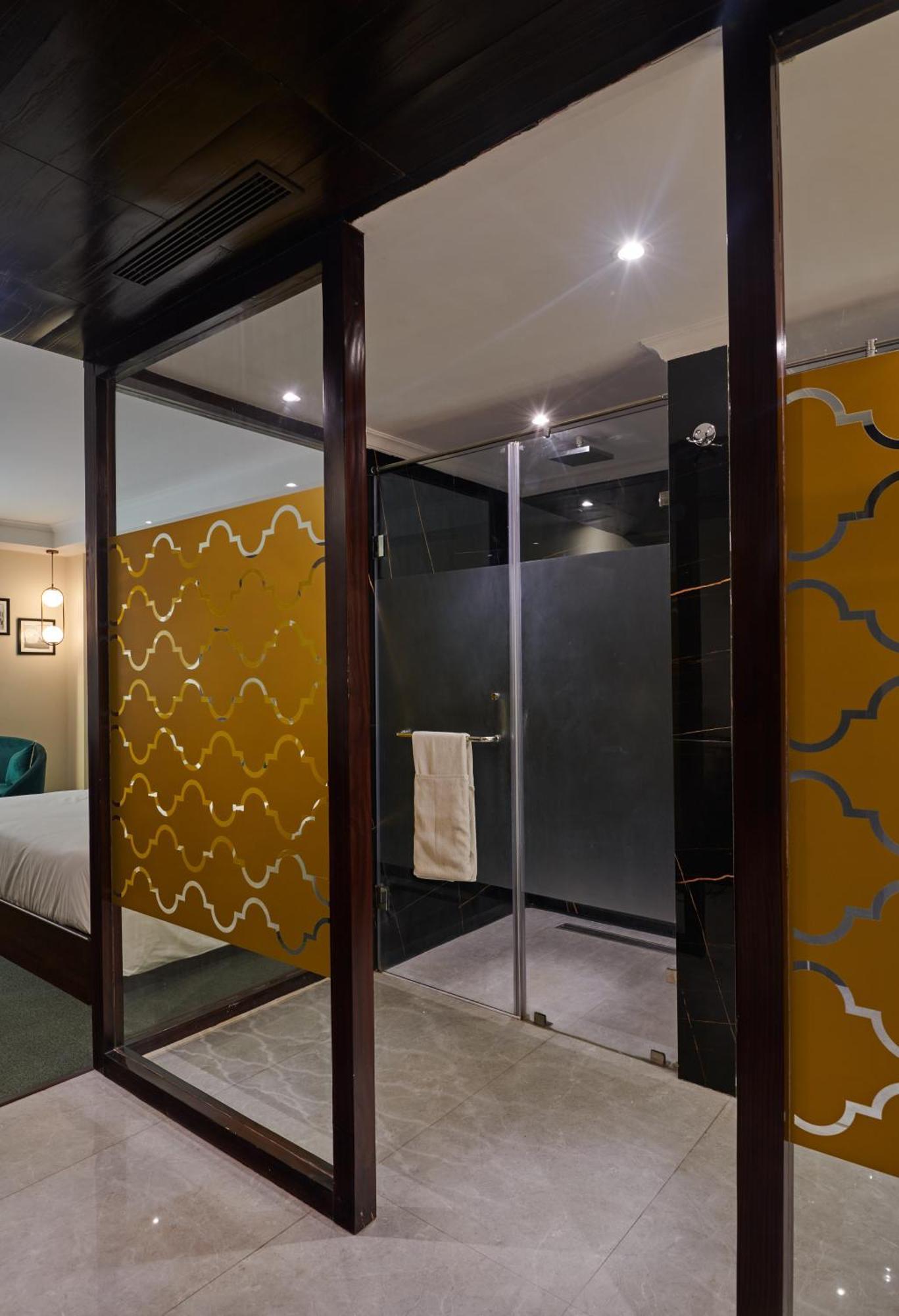 Deventure Sarovar Portico Patel Nagar نيودلهي المظهر الخارجي الصورة