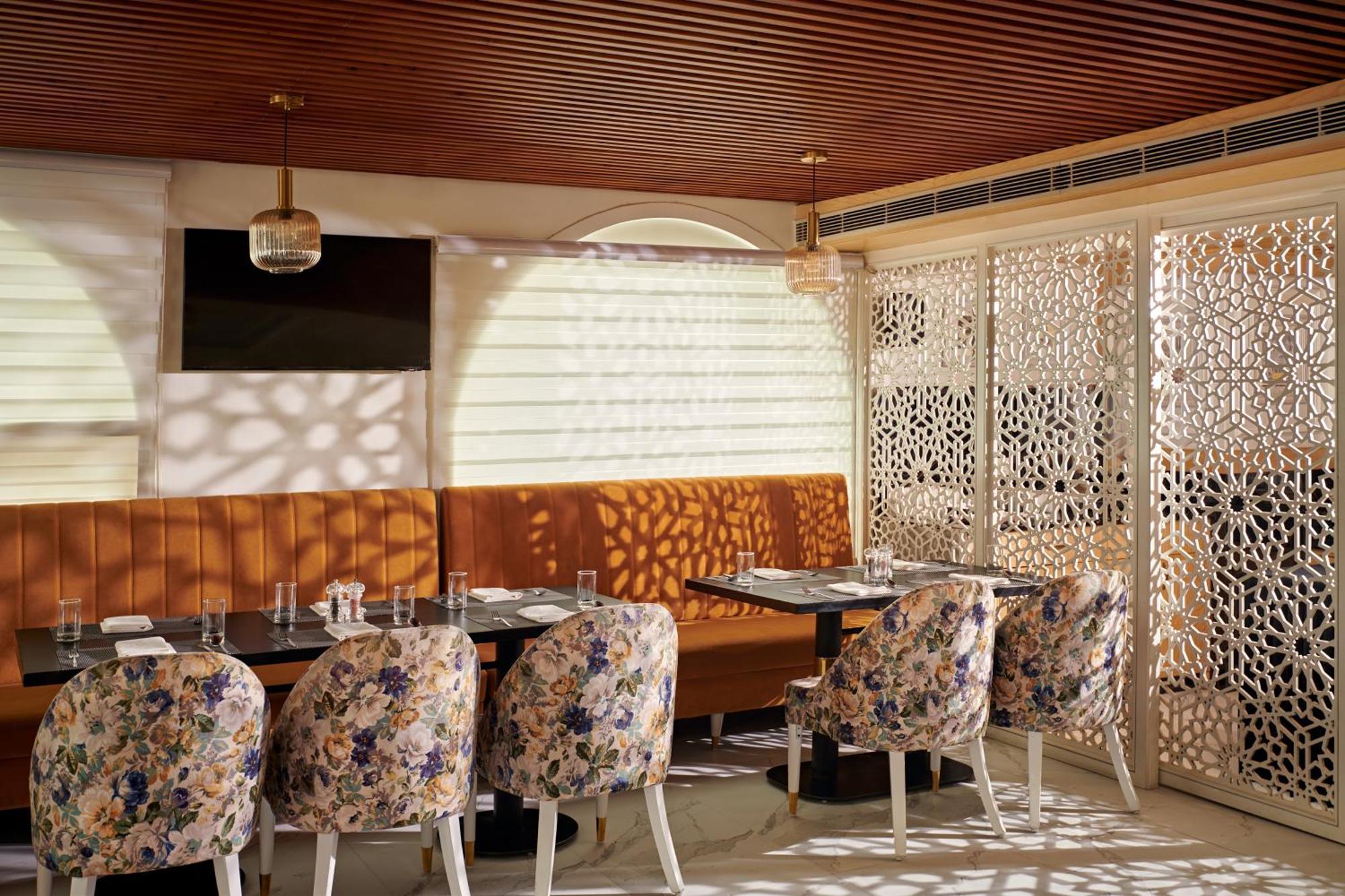 Deventure Sarovar Portico Patel Nagar نيودلهي المظهر الخارجي الصورة